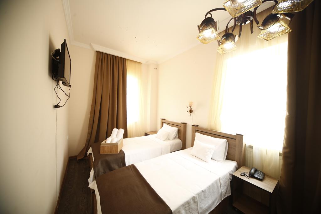 Изображение Log Inn 3*