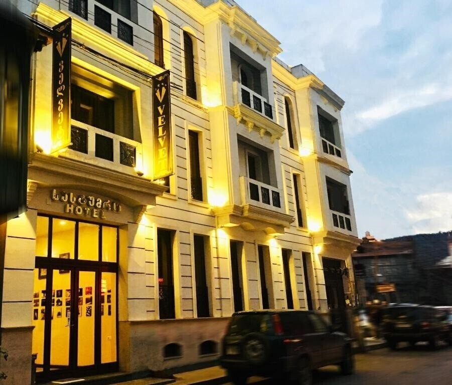Hotel Grako Metekhi 3*