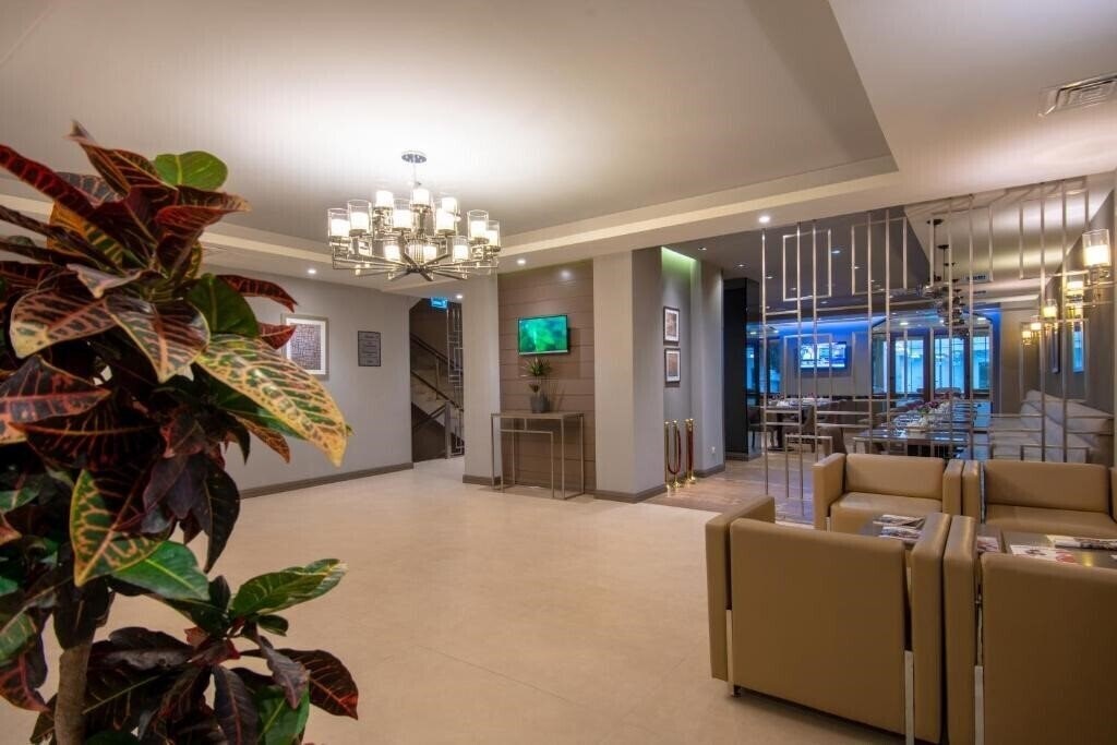 Fotografie City Avenue 4*