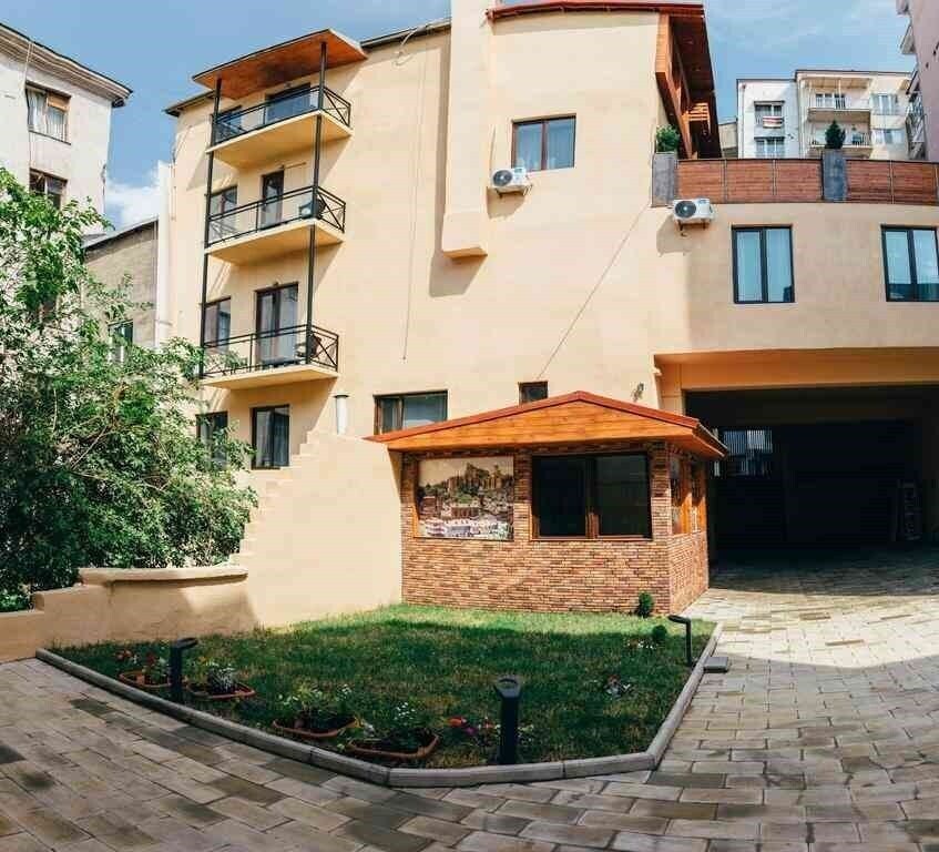 Отель Hotel Georgia 2*