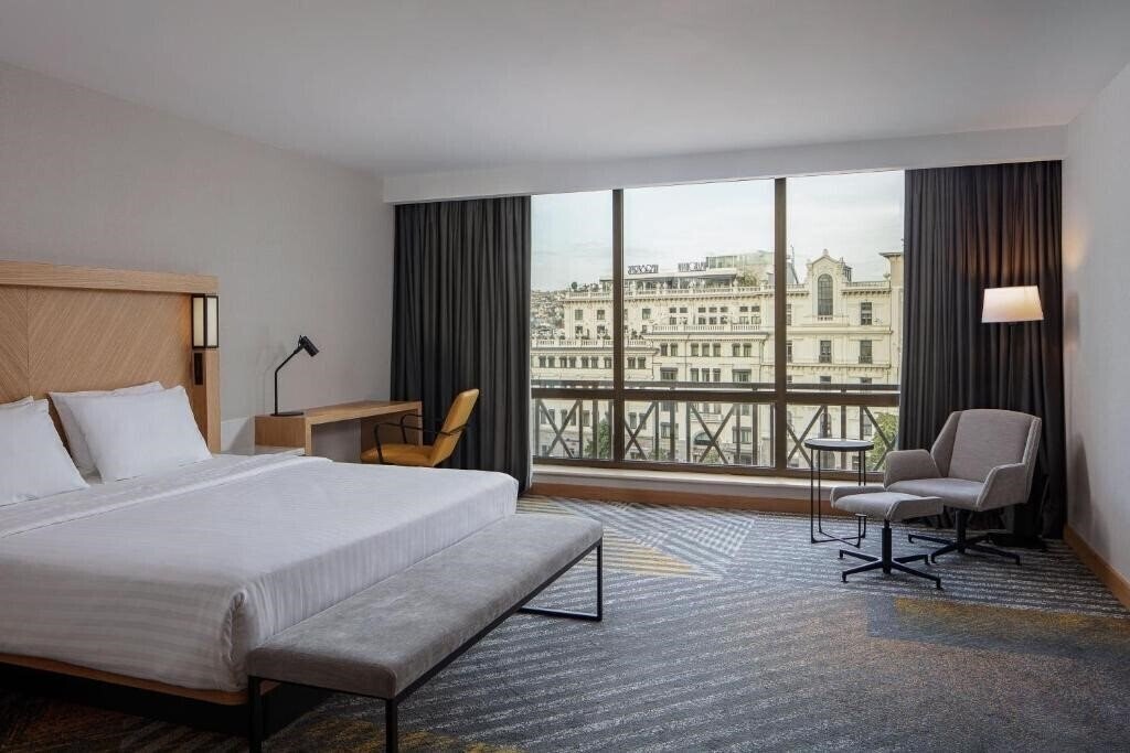 Фото Courtyard by Marriott 4*