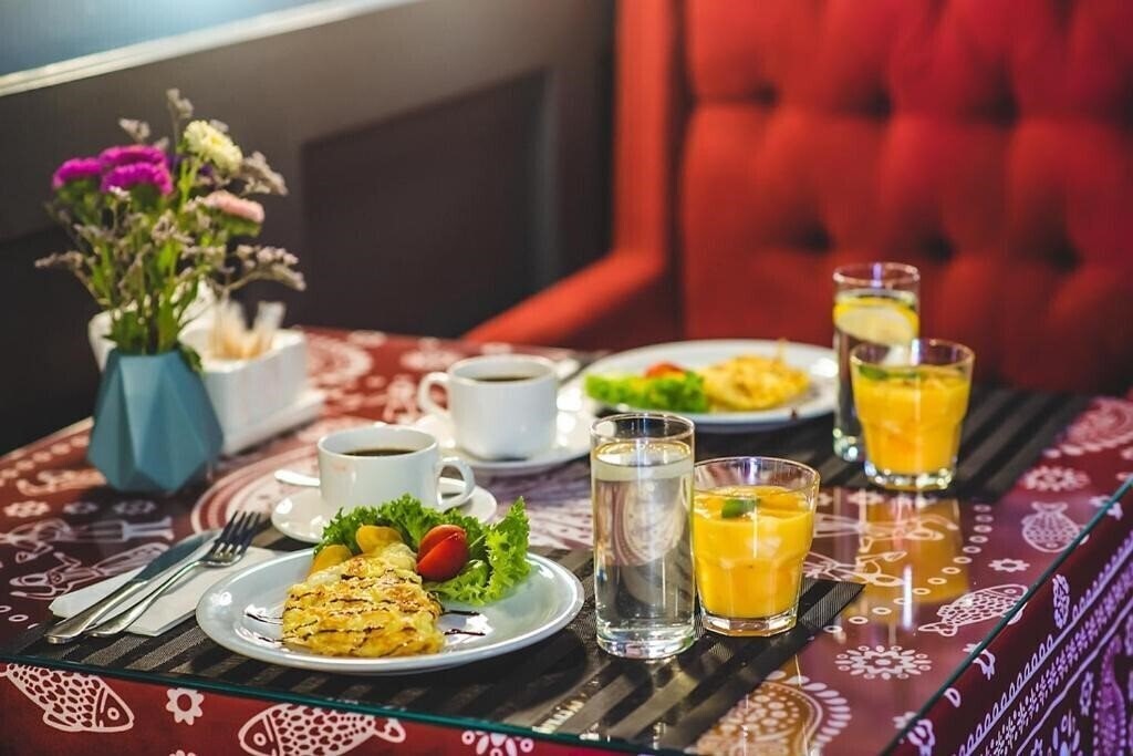 Фото King Gorgasali Hotel 4*