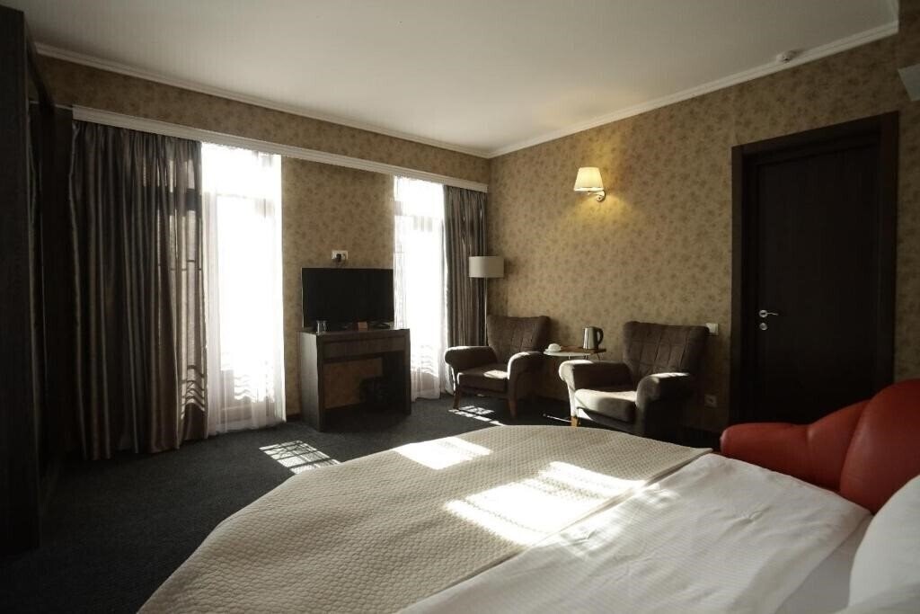 Фото Redline Hotel 4*