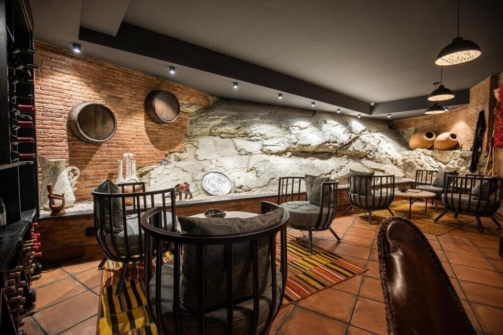 Картинка Adamo Hotel 4*