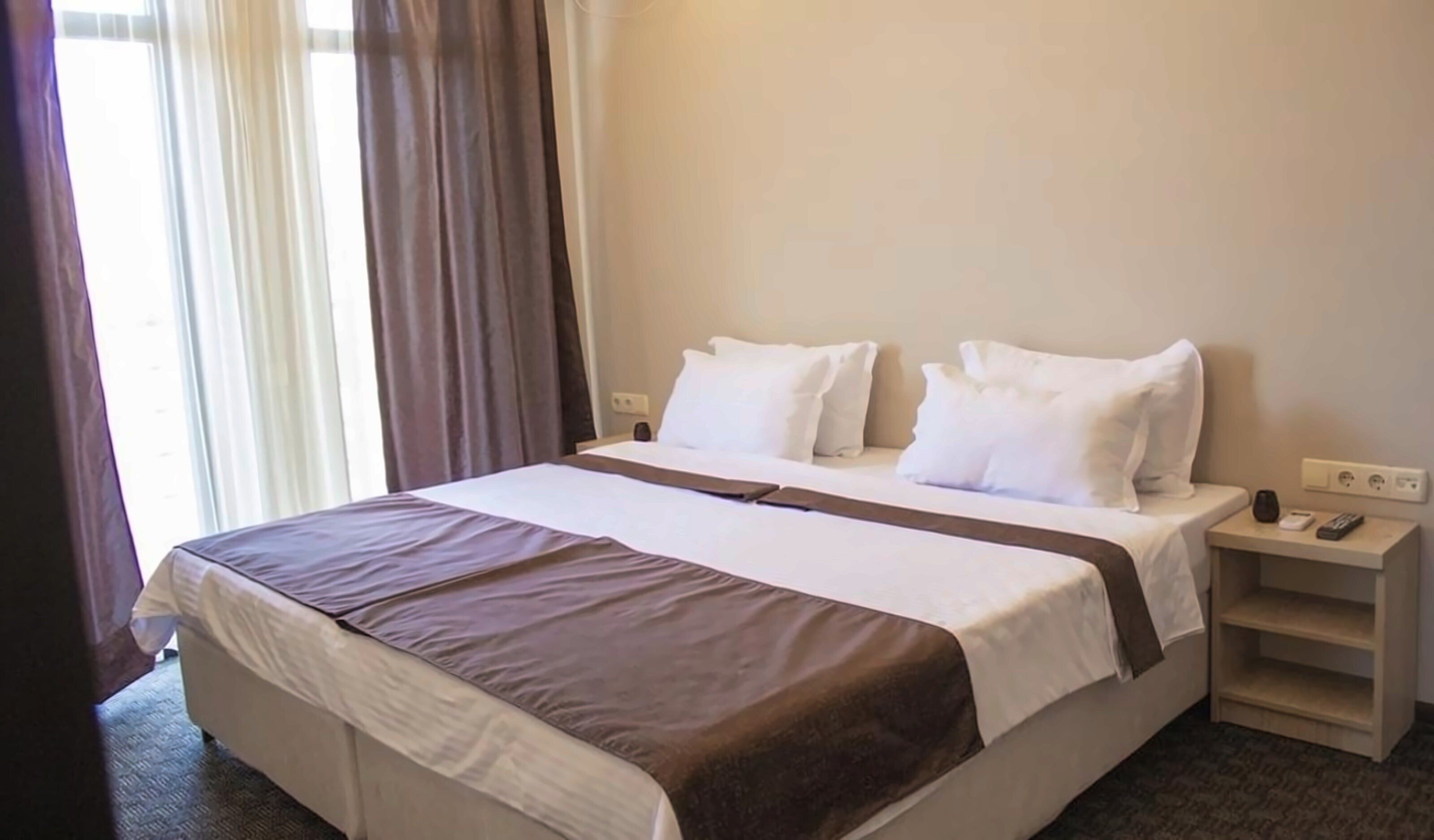 Imaginea Degustarium Hotel 3*