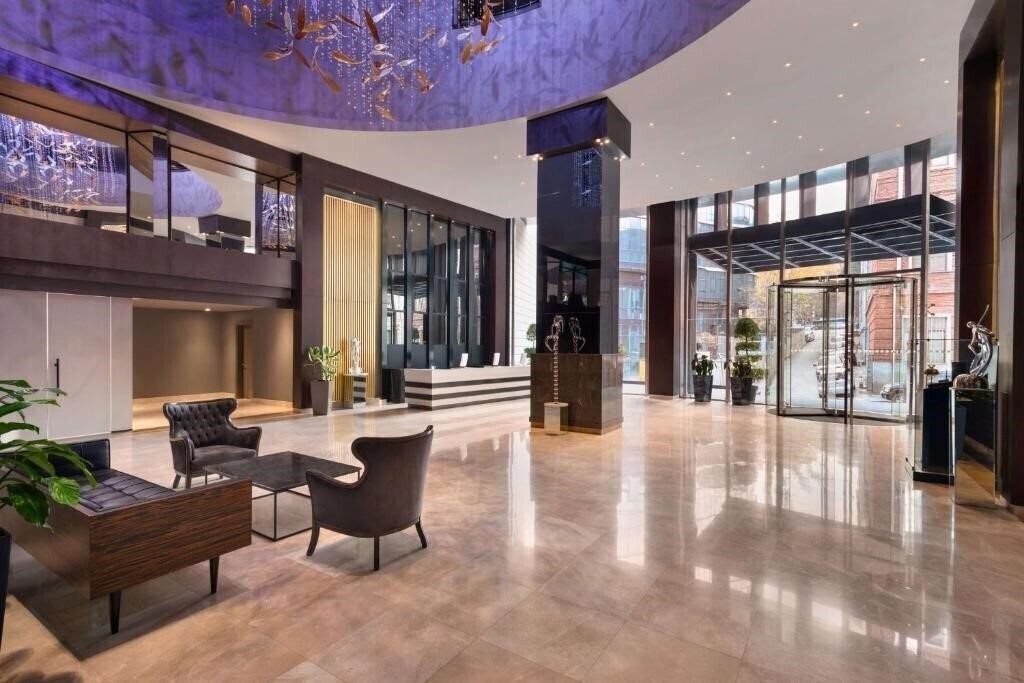 Картинка Wyndham Grand Tbilisi 5*