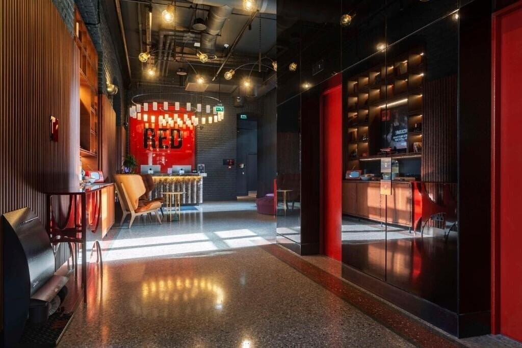 Imaginea Radisson Red Tbilisi 4*
