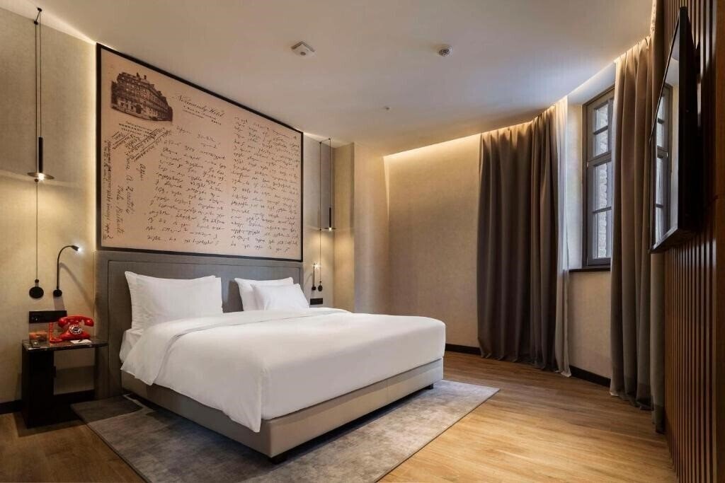 Imaginea Radisson Red Tbilisi 4*