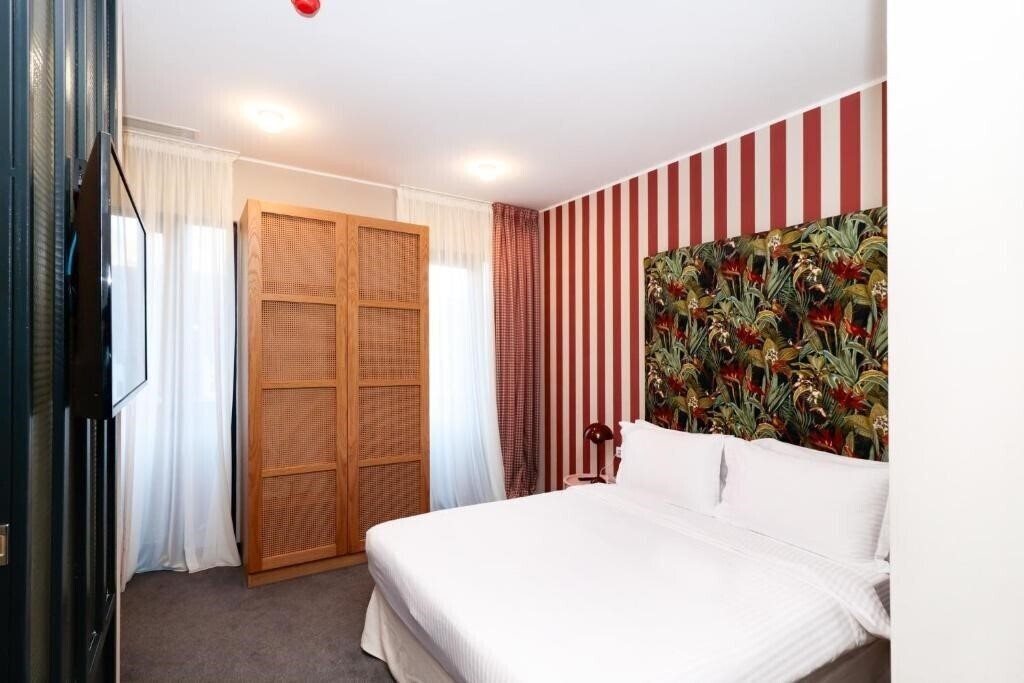 Fotografii Margot Sololaki 4*