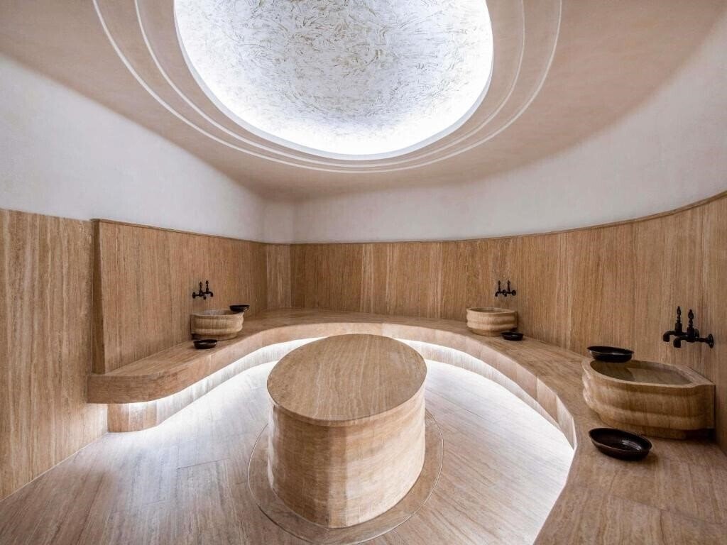 Imaginea Swissotel Tbilisi 5*