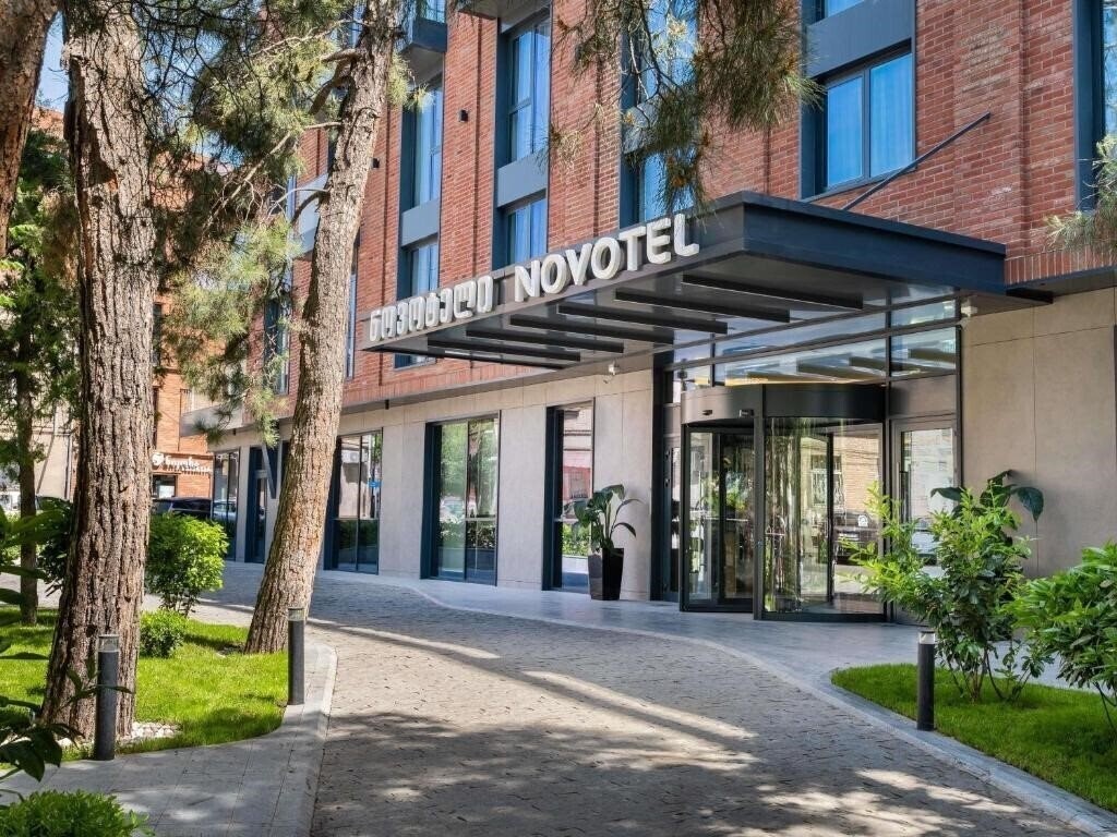 Отель Novotel Tbilisi 4*