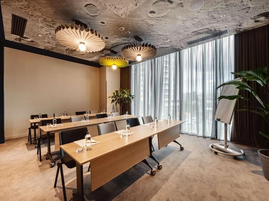 Imaginea Ibis Tbilisi City 4*