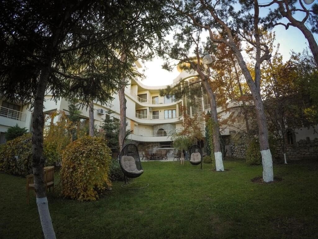 Hotel Beaumonde Garden 3*