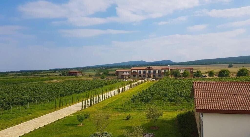 Изображение Chateau Mosmieri Hotel & Winery 3*