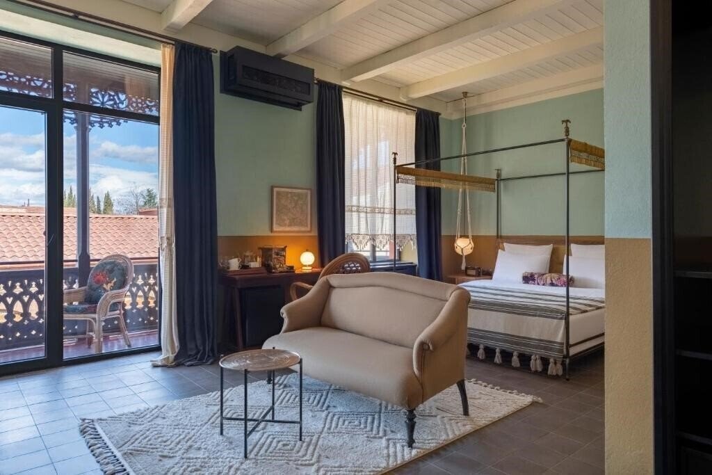 Fotografii Communal Hotel Telavi 4*