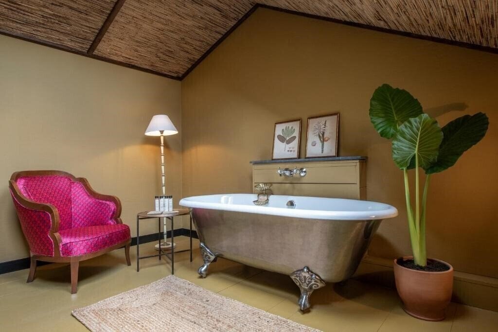 Fotografie Communal Hotel Telavi 4*