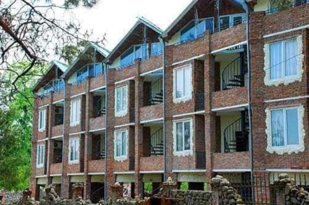 Fotografie Old House 3*