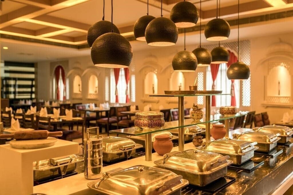 Imaginea Howard Plaza Agra 3*