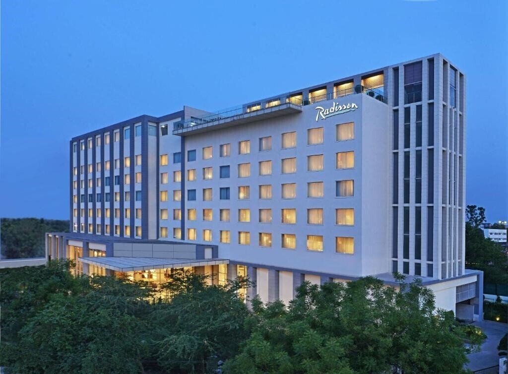 Hotel Radisson Blu Agra Taj East Gate 5*