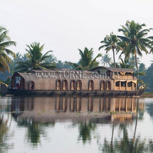 Отель Somatheeram Ayurvedic Health Resort 3*