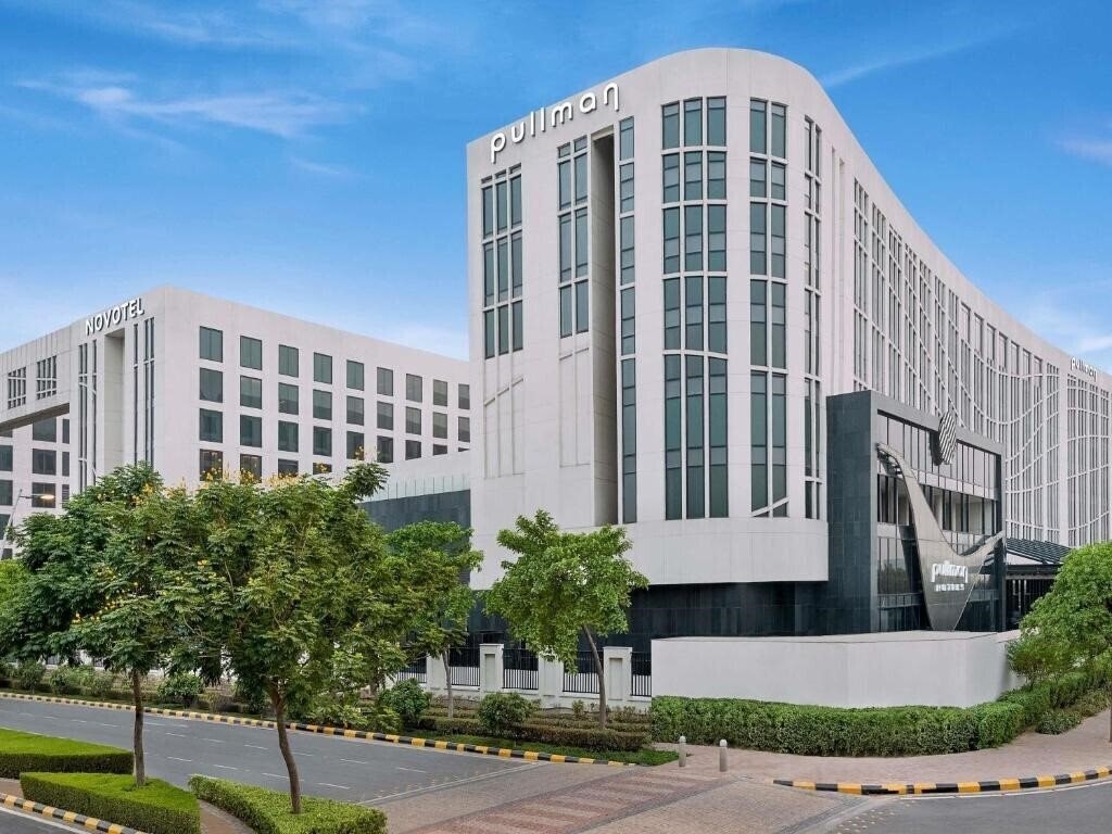 Отель Hotel Pullman New Delhi Aerocity 4*