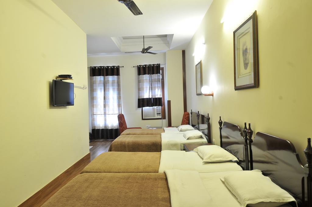 Fotografii Hotel H.R. Palace 3*