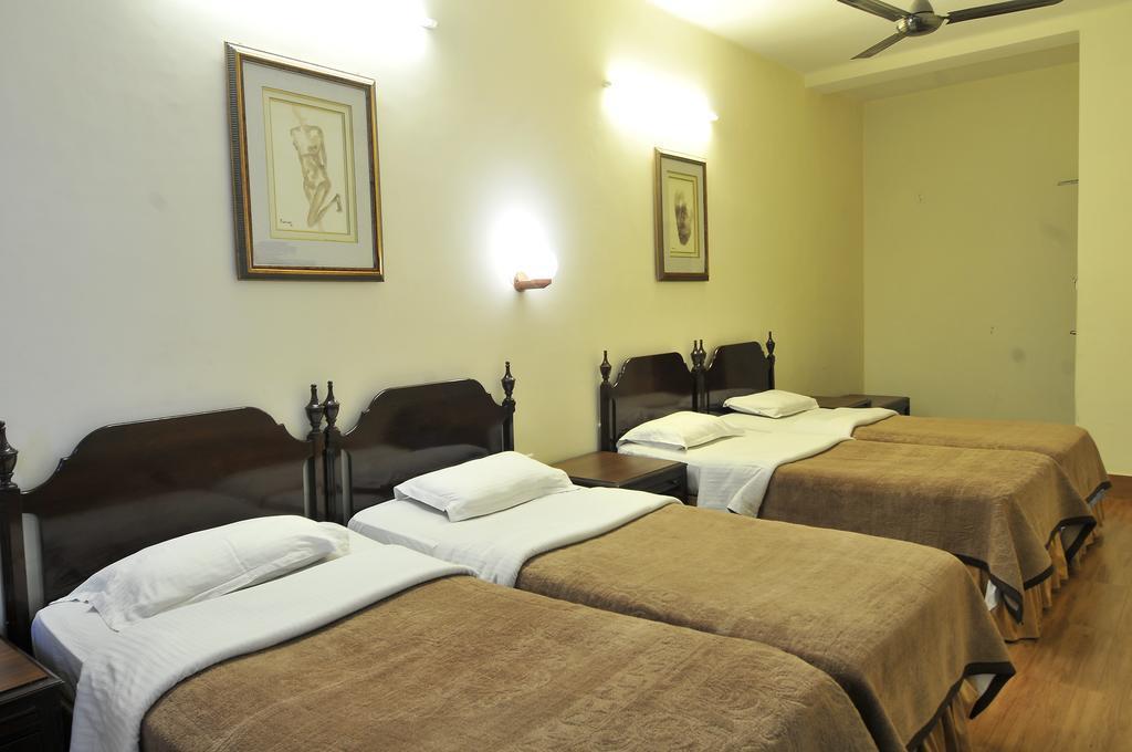 Imaginea Hotel H.R. Palace 3*