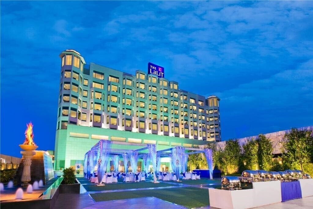 Imaginea The Lalit Jaipur 5*
