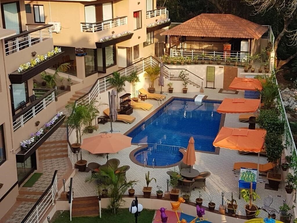 Hotel La Sunila Clarks Inn Suites 3*