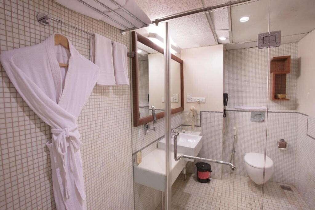 Fotografii The Hq 4*