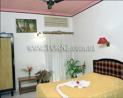 Hotel Rolin Royale 2*