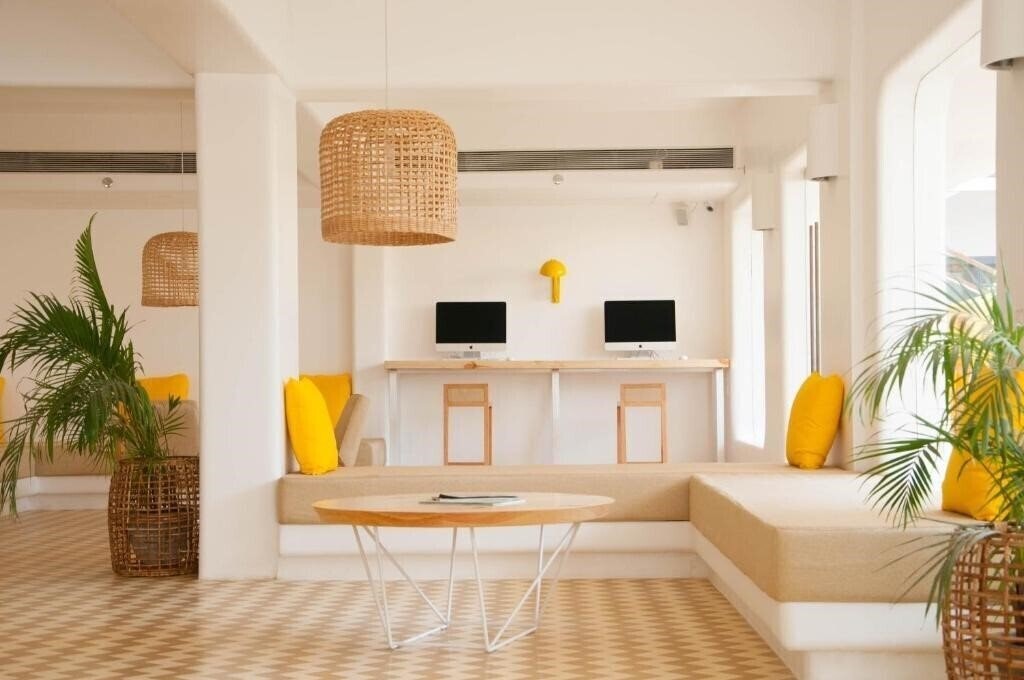 Imaginea Bloomsuites Calangute 3*