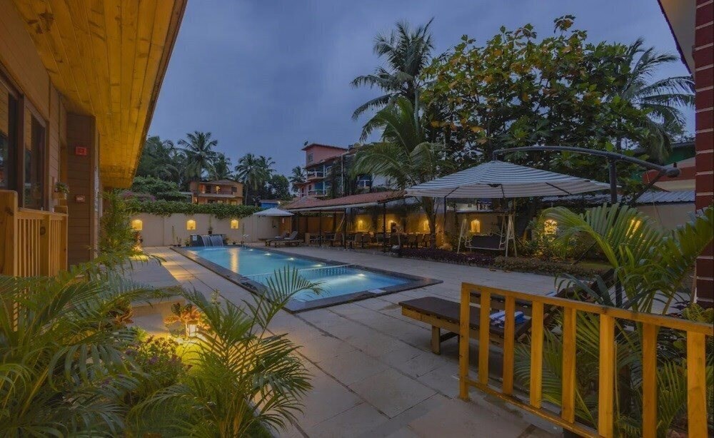 Отель Treehouse Mars Beach Cottages 4*