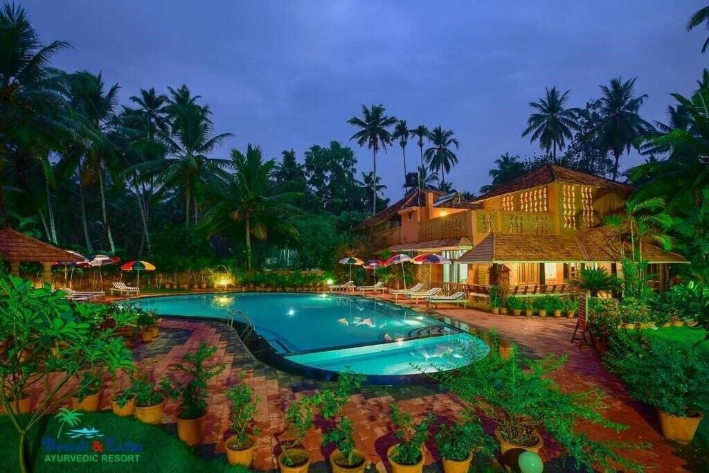 Hotel Beach & Lake Ayurvedic Resort 4*