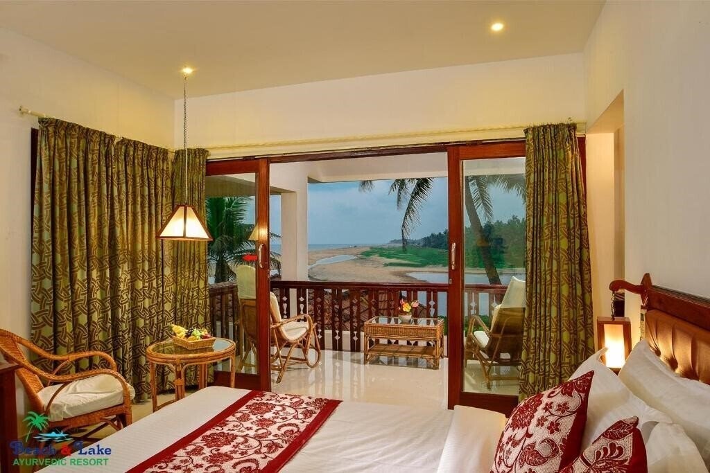 Fotografii Beach & Lake Ayurvedic Resort 4*