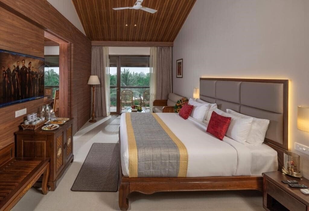 Fotografii Uday Suites 3*