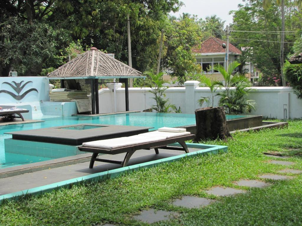 Fotografie Old Lighthouse Bristow Hotel 3*