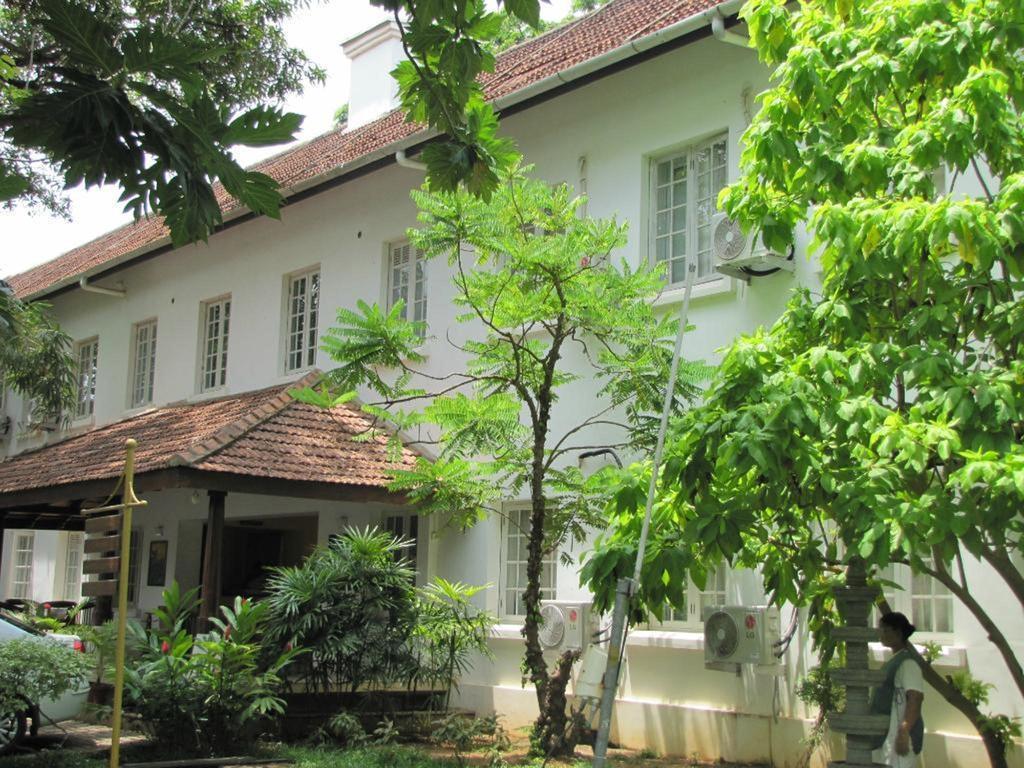 Imaginea Old Lighthouse Bristow Hotel 3*