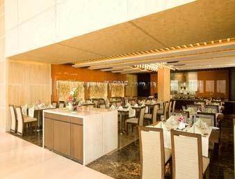Imaginea Ramada Powai 4*