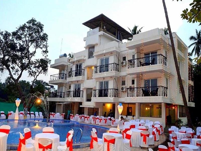 Hotel The Gulmohar Resort 3*
