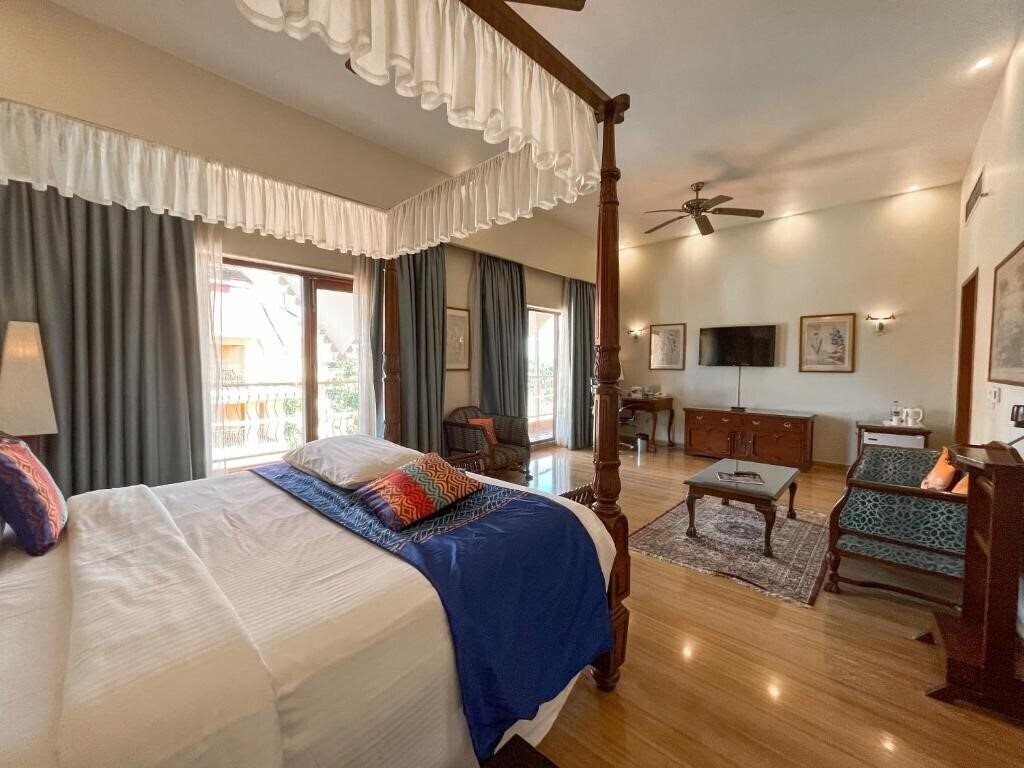 Фото Fortune Select Regina 4*