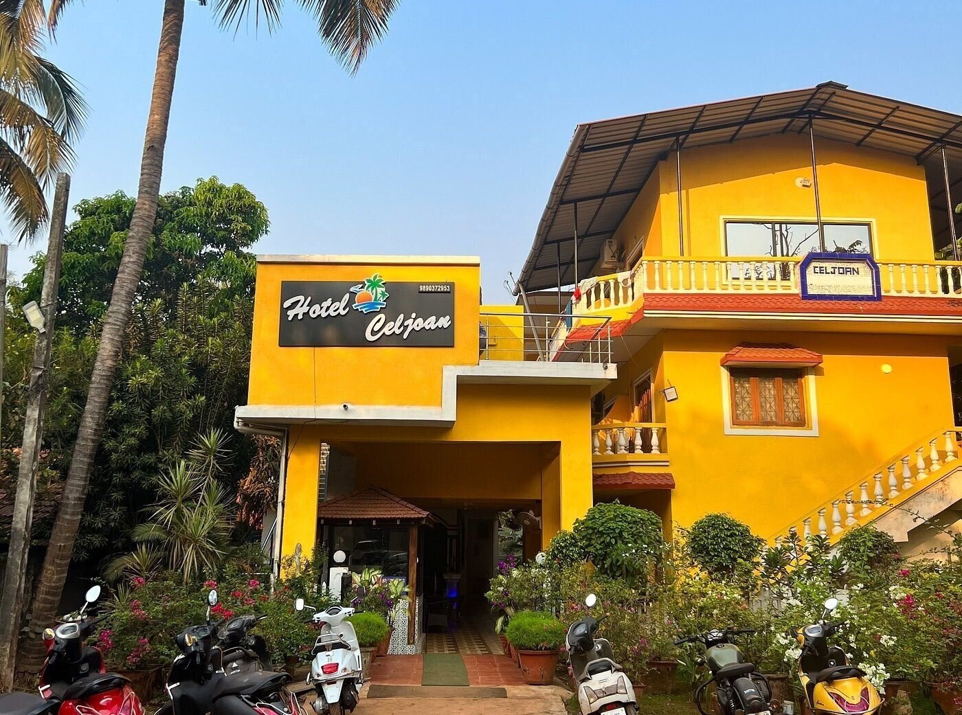 Отель Hotel Celjoan Beach Resort (ex. Celjoan Guest House) 3*