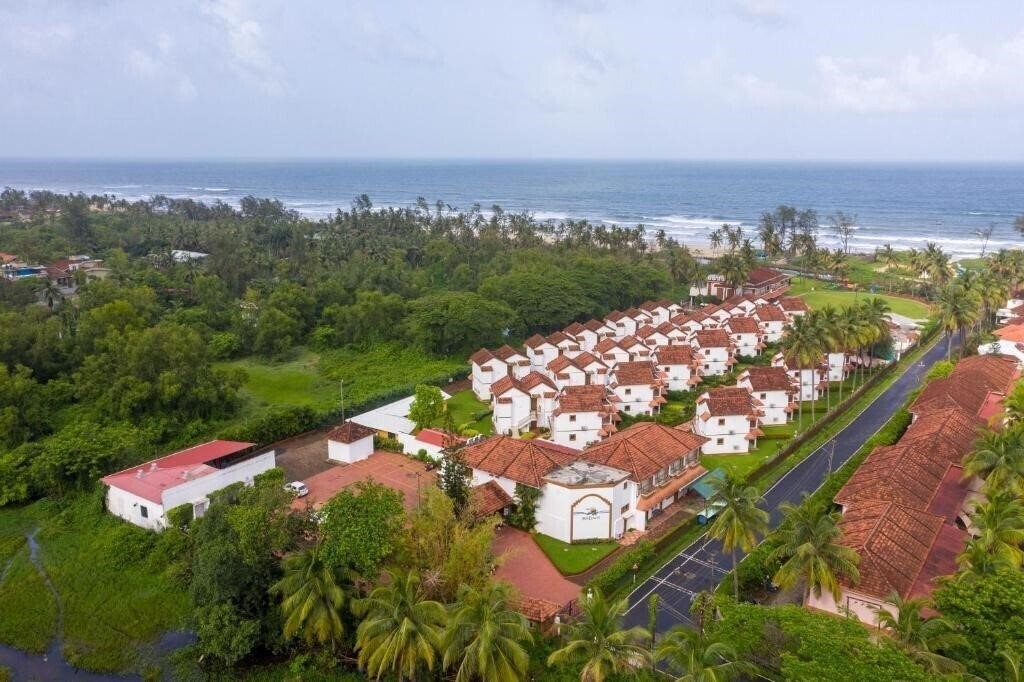 Hotel Nanu Resort (ex. Nanu Beach Resort) 4*