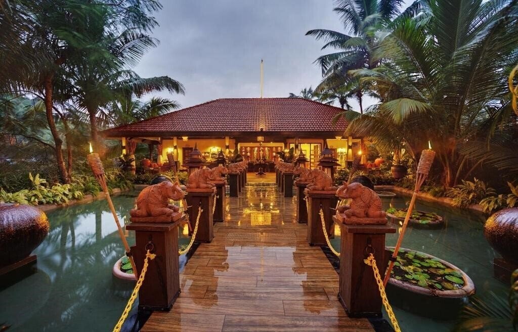 Hotel Mayfair Hideaway Spa Resort 4*