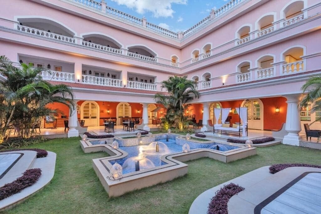 Картинка Club Mahindra Emerald Palms 4*