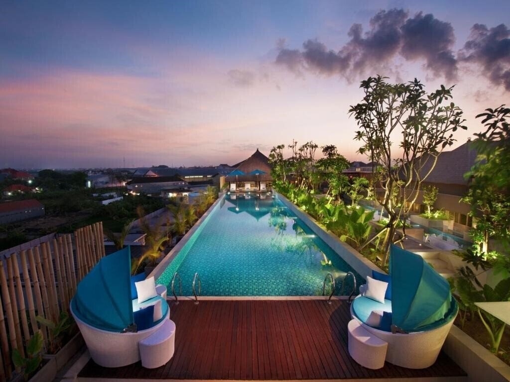 Отель Ramada By Wyndham Bali Sunset Road Kuta 4*
