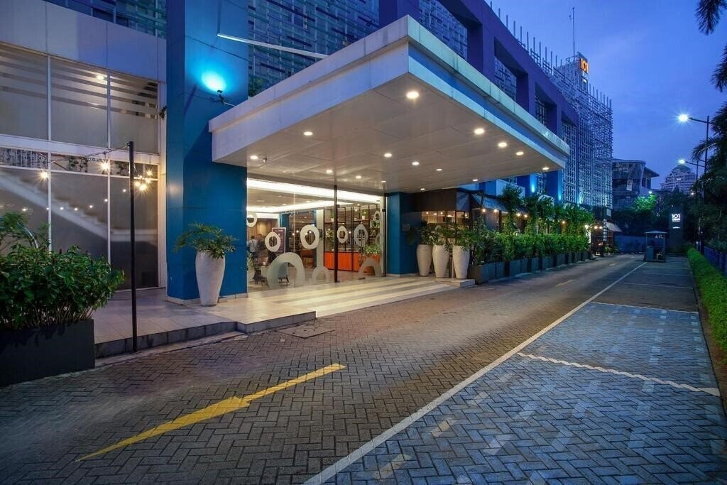 Imaginea The Bnb Jakarta Kelapa Gading 3*