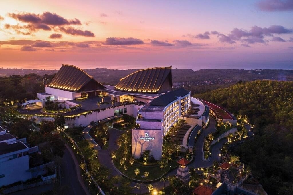 Hotel Renaissance Bali Uluwatu Resort & Spa 5*