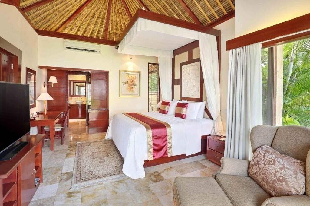 Imaginea Discovery Kartika Plaza 5*