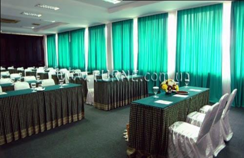 Hotel White Rose Hotel 4*